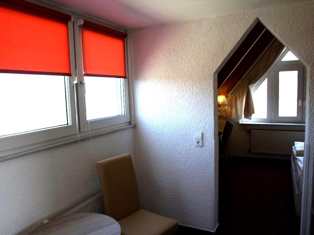 Airport Hotel Filder Post Stuttgart Bagian luar foto